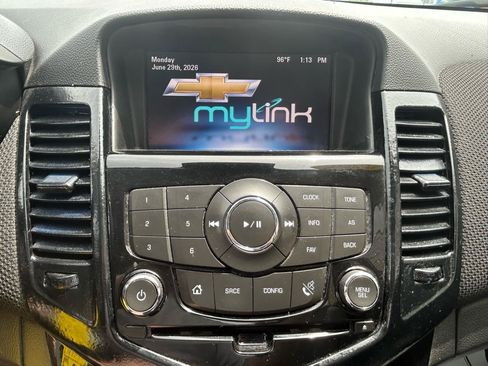 Used 2014 Chevrolet Cruze LT FWD image 22