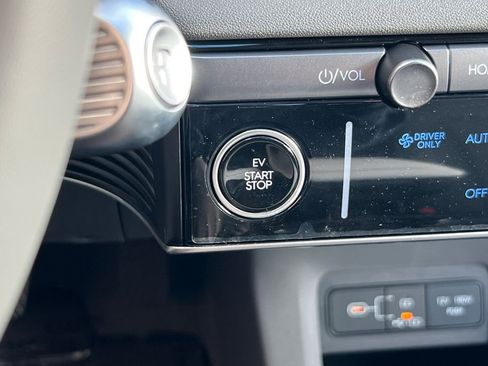 New 2026 Hyundai Ioniq 5 SEL image 21