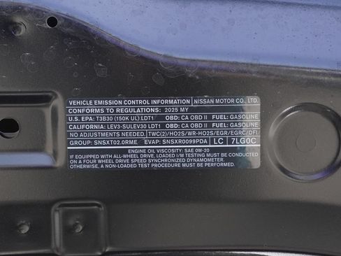 Used 2025 Nissan Kicks SV FWD image 25