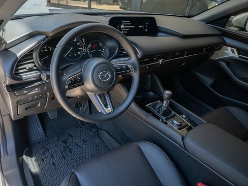Used 2026 MAZDA MAZDA3 2.5 S Hatchback w/ Premium Pkg FWD image 9