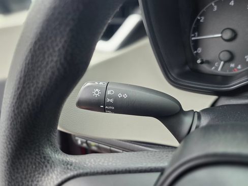 Used 2023 Toyota Corolla LE FWD image 35