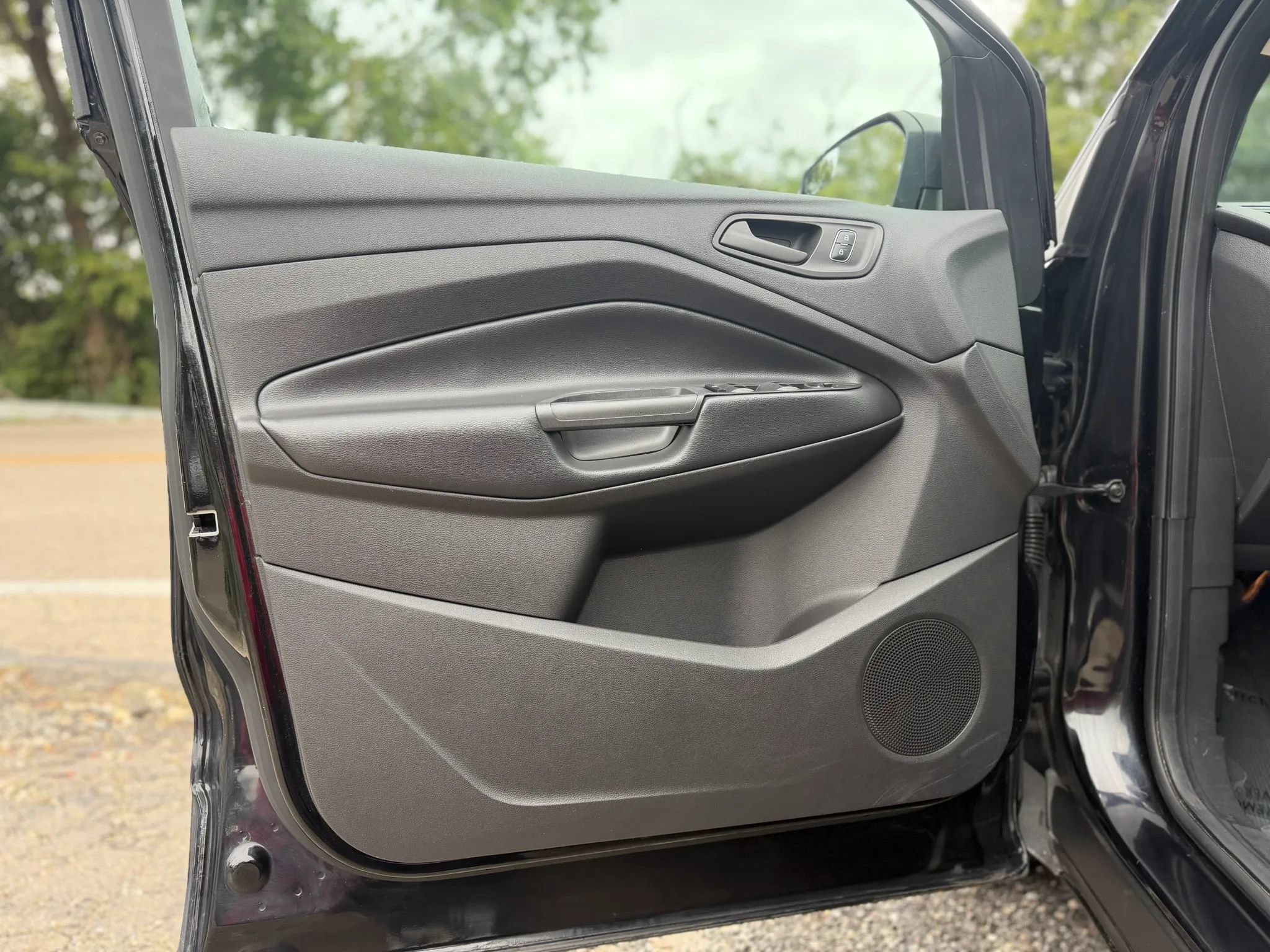 Used 2019 Ford Escape S FWD image 15