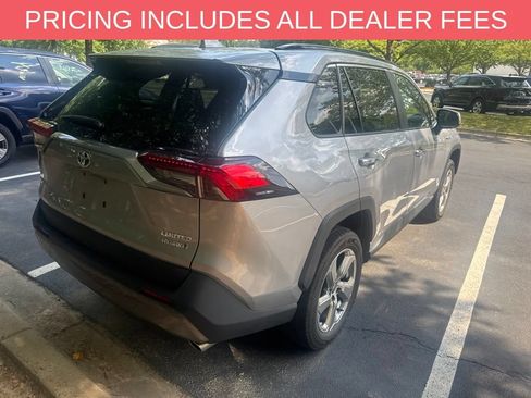 Used 2021 Toyota RAV4 Limited AWD/4WD image 16