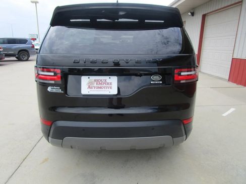 Used 2019 Land Rover Discovery HSE AWD/4WD image 7