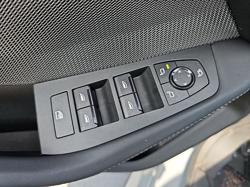 Used 2025 BMW 228i xDrive w/ M Sport Package AWD/4WD image 27