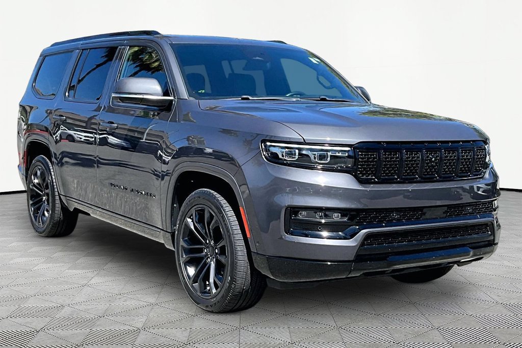 Used 2022 Jeep Grand Wagoneer Series II AWD/4WD image 5