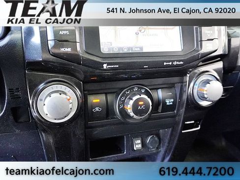 Used 2018 Toyota 4Runner TRD Off-Road Premium AWD/4WD image 29