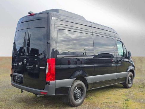 New 2025 Mercedes-Benz Sprinter 2500 image 3
