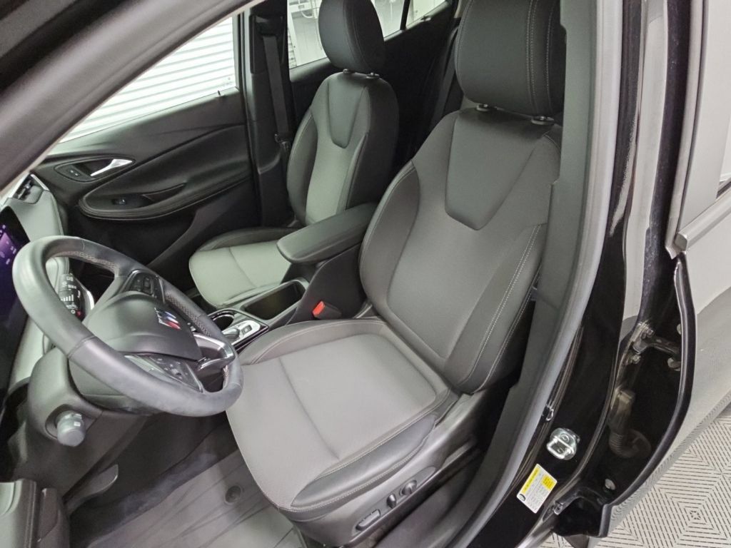 Certified 2024 Buick Encore GX Preferred w/ Comfort Package AWD/4WD image 26