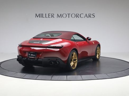 Certified 2025 Ferrari Roma Spider RWD image 31