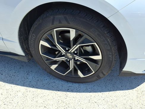 Used 2024 Hyundai Sonata SEL FWD image 5