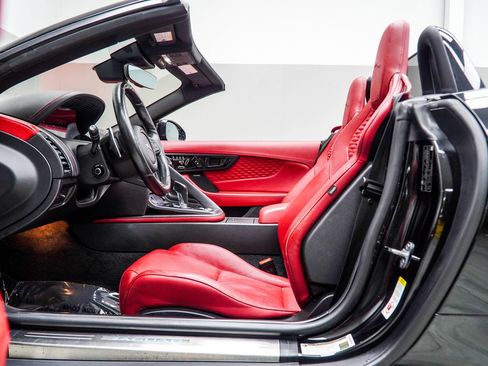 Used 2023 Jaguar F-TYPE R-Dynamic AWD/4WD image 40