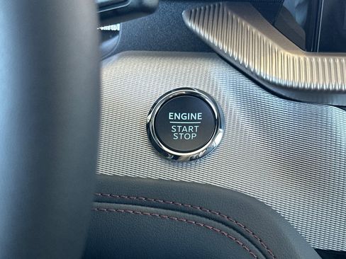 New 2026 Ford Explorer Active image 23