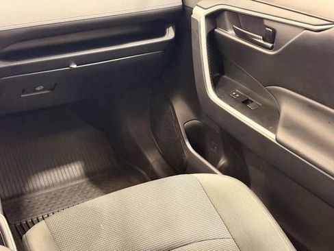 Used 2025 Toyota RAV4 LE image 13