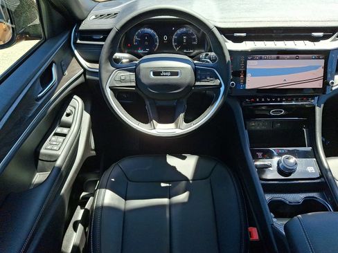 New 2026 Jeep Grand Cherokee Limited AWD/4WD image 7