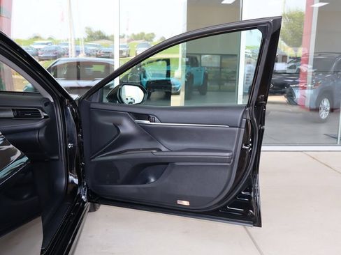 Used 2024 Toyota Camry XSE FWD image 40