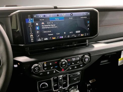 New 2026 Jeep Wrangler Unlimited Rubicon w/ Safety Group image 7