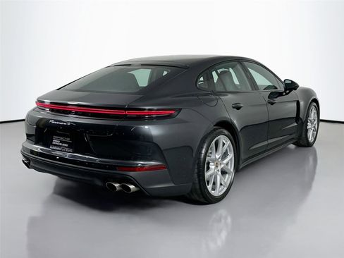 Certified 2025 Porsche Panamera 4 AWD/4WD image 7