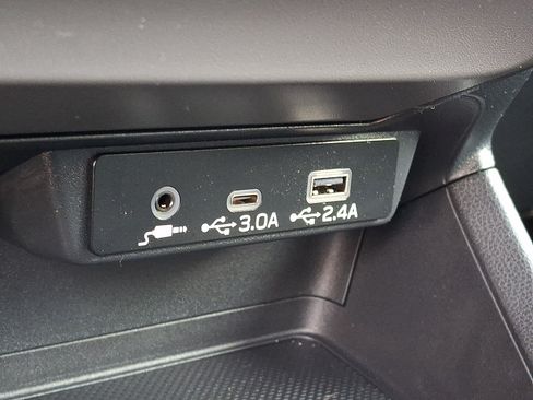 Certified 2024 Subaru Crosstrek 2.0i Premium AWD/4WD image 26