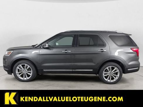 Used 2018 Ford Explorer Limited w/ Equipment Group 301A AWD/4WD image 2