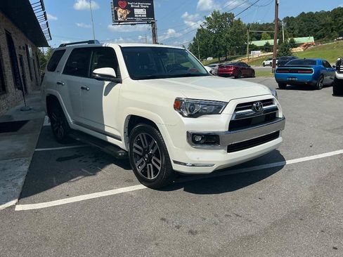 Used 2021 Toyota 4Runner Limited RWD image 7