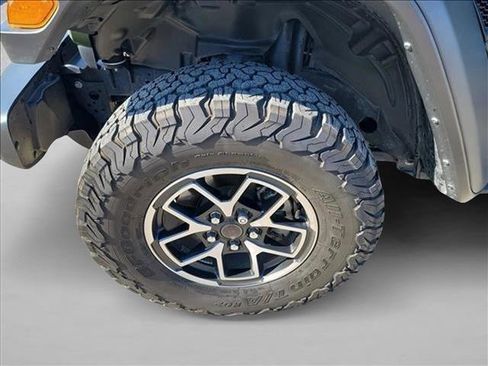 Used 2024 Jeep Wrangler Unlimited Rubicon w/ Technology Group image 9