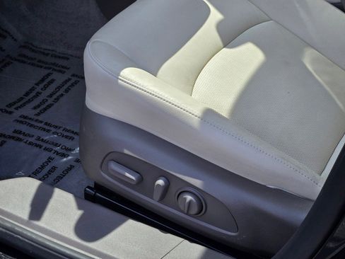 Used 2024 Chevrolet Malibu LT image 21