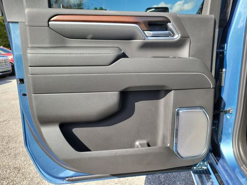 New 2026 GMC Sierra 2500 Denali w/ Denali Reserve Package image 11