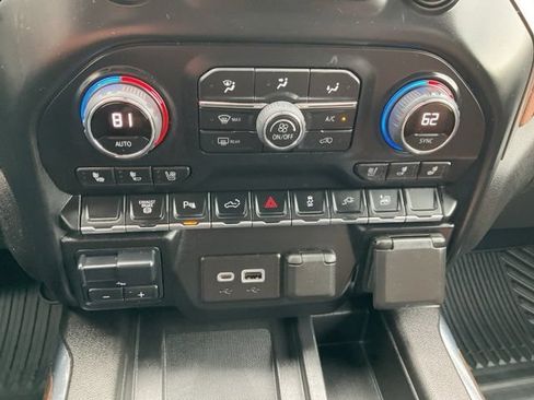 Used 2022 Chevrolet Silverado 2500 High Country AWD/4WD image 7