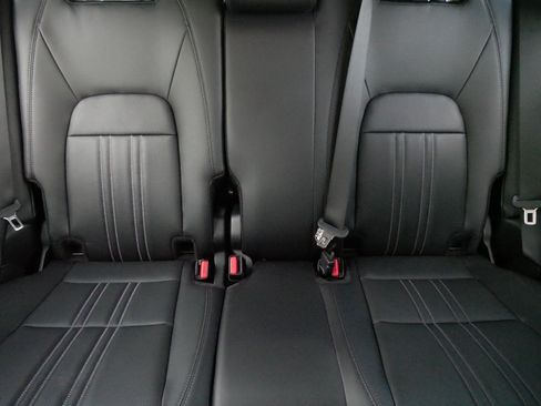 Certified 2026 Honda HR-V EX-L image 13