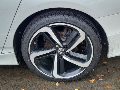 Used 2022 Honda Accord Sport image 5