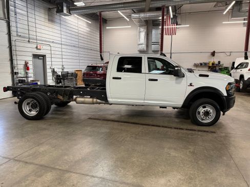 Used 2024 RAM 5500 Tradesman AWD/4WD image 6