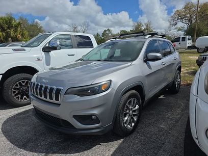 Used 2020 Jeep Cherokee Latitude Plus w/ Comfort/Convenience Group