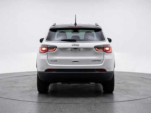 Used 2025 Jeep Compass Limited image 7