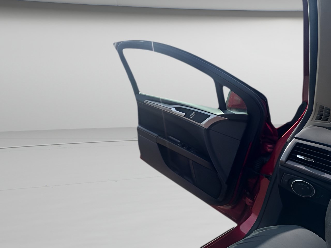 Used 2020 Ford Fusion SE FWD image 15
