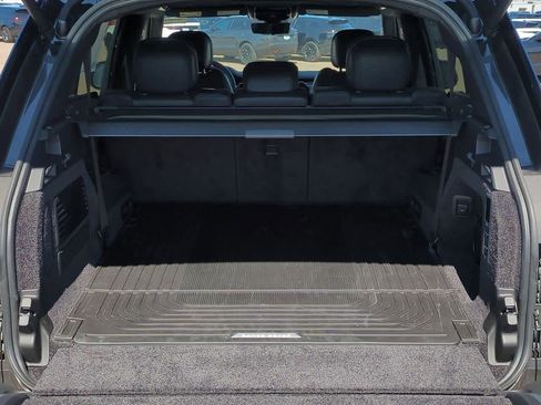 New 2025 Land Rover Range Rover Long Wheelbase SE image 35