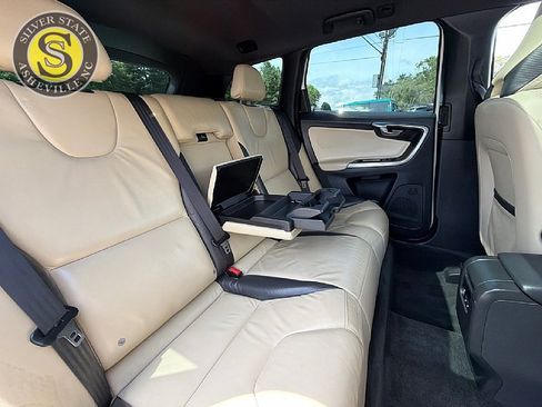 Used 2013 Volvo XC60 T6 R-Design AWD/4WD image 21