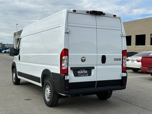 New 2026 RAM ProMaster 2500 w/ Safety Group FWD image 4