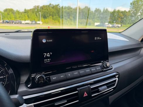 Used 2022 Kia Seltos SX w/ Sunroof Package AWD/4WD image 19