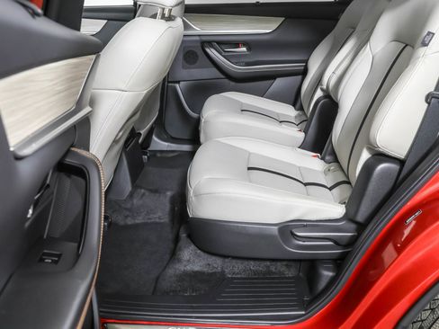 Used 2024 MAZDA CX-90 Plug-In Hybrid w/ Preferred image 37