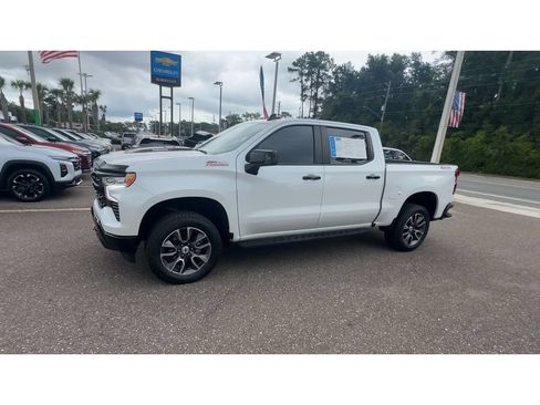 Used 2023 Chevrolet Silverado 1500 LT Trail Boss w/ Convenience Package II AWD/4WD image 6