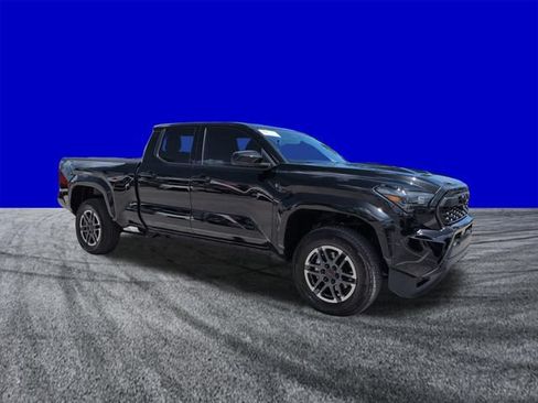 Used 2026 Toyota Tacoma 4x4 Double Cab image 2