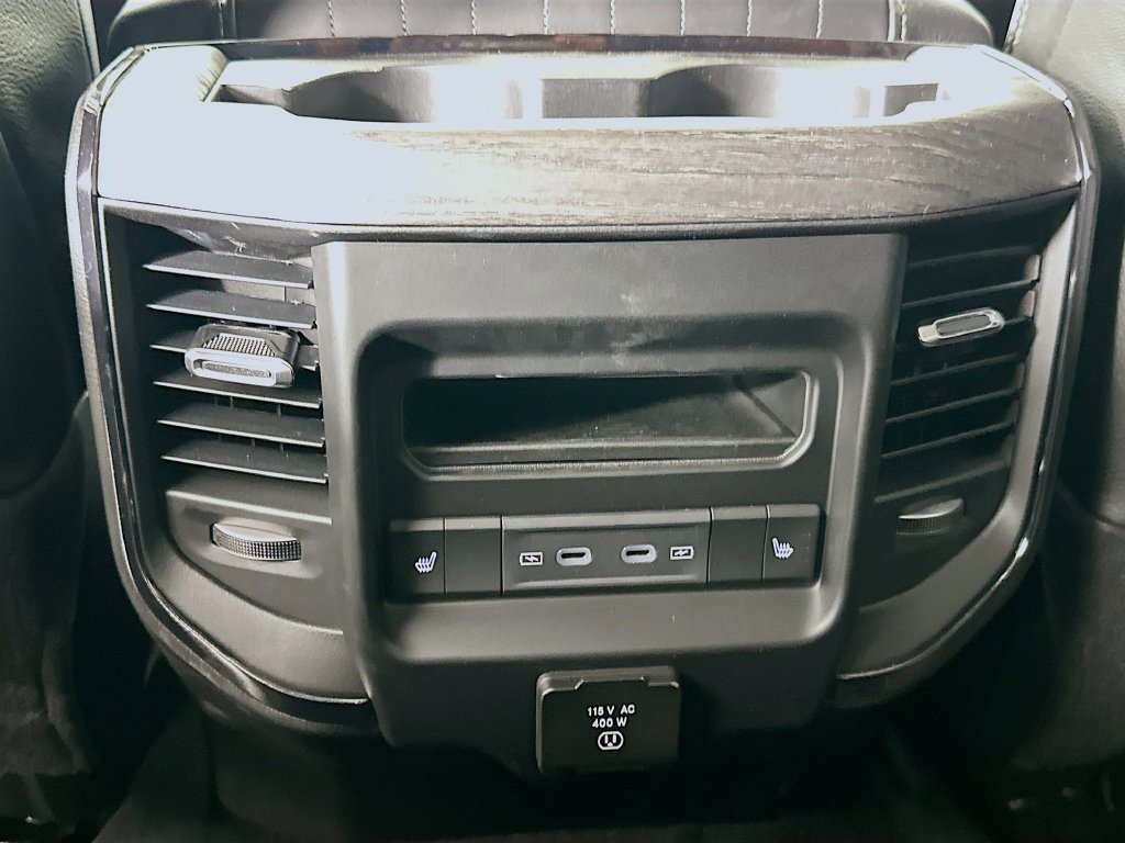 Used 2026 RAM 2500 Limited AWD/4WD image 27