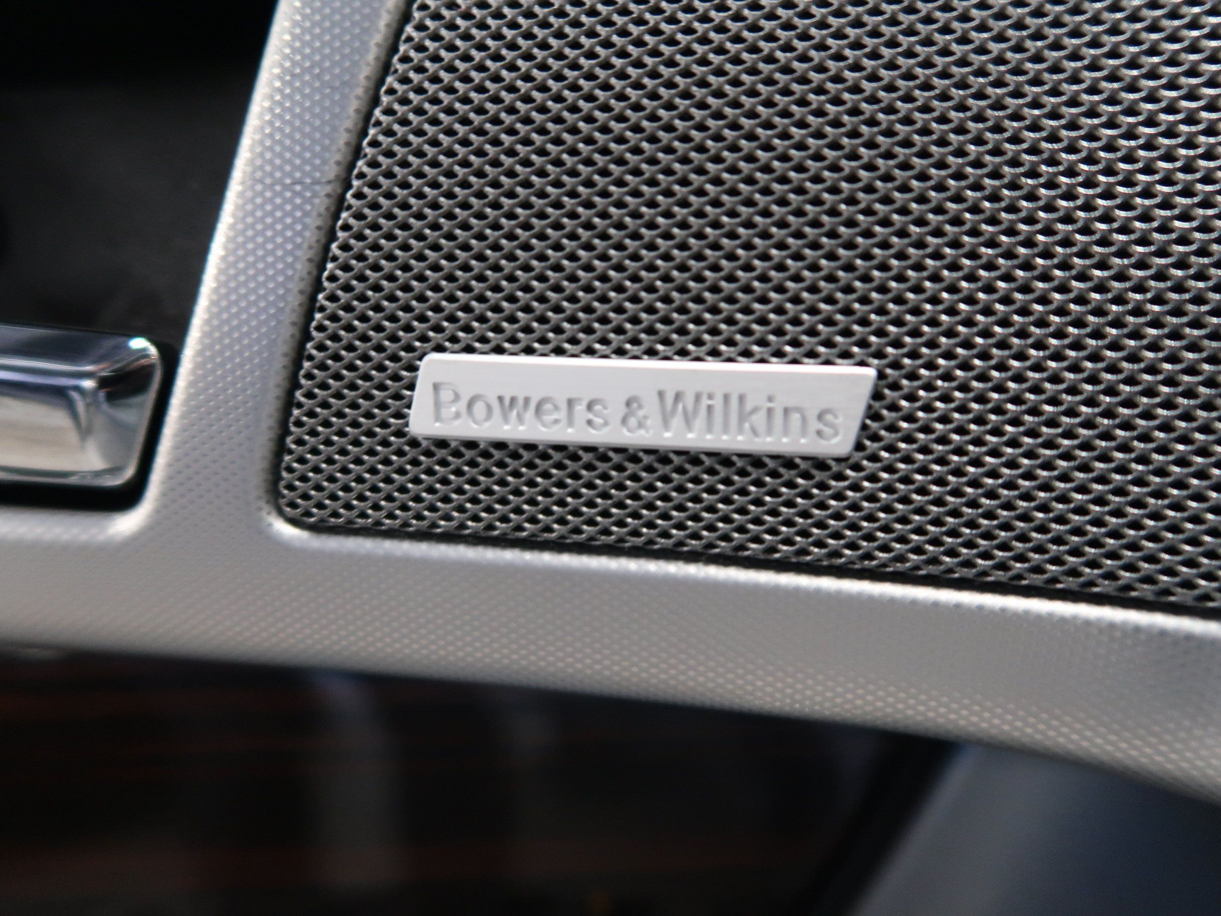 Used 2012 Jaguar XF Portfolio RWD image 21