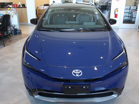 New 2025 Toyota Prius XLE image 3