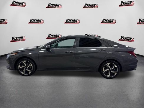 Used 2023 Hyundai Elantra Limited image 8