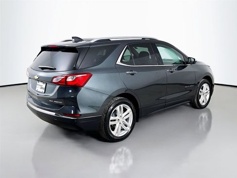 Used 2019 Chevrolet Equinox Premier AWD/4WD image 9