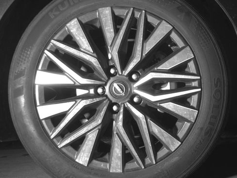 Used 2025 Nissan Altima 2.5 SV image 13