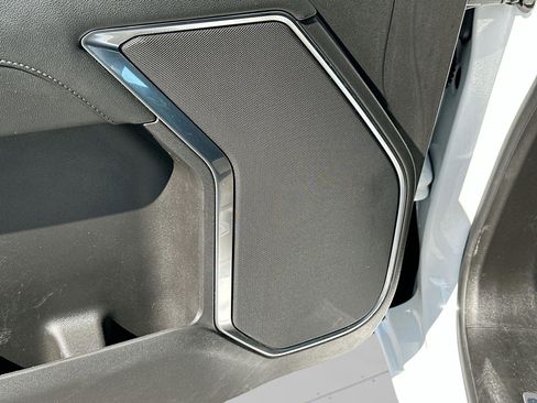 Used 2025 GMC Sierra 1500 SLT image 16