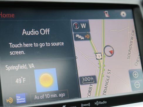 Used 2019 Toyota Highlander XLE image 15